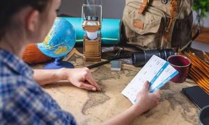 Helpful Travel Guide: Explanation, Information, and Advice to Learn Smarter Ways of Exploring