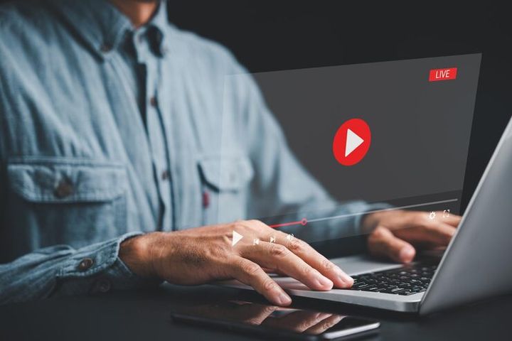 Deep Dive into YouTube Ads: Analysis, Research, and Expert Recommendations
