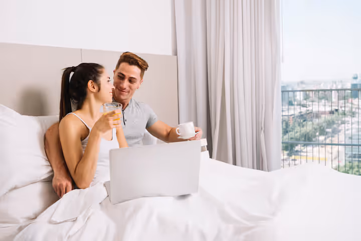 Couple Hotels: An Informative Guide to Privacy, Comfort, and Booking