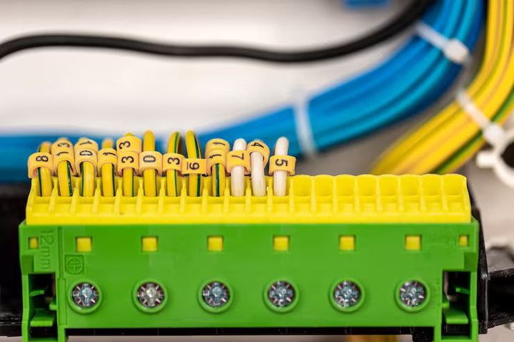 Electrical Connectors Guide: Types, Functions, and Applications Explained