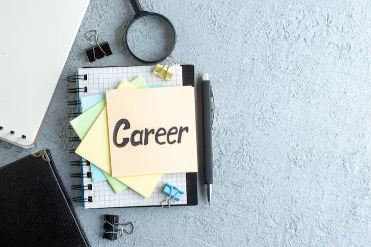 Career Advantage Guide: Explore Skills, Education, Experience, Networking, and Growth Factors