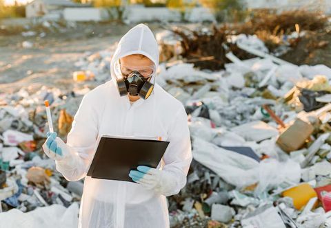 Hospital Waste Incinerators Guide: Explore Types, Components, Applications, Emissions, and Safety Factors