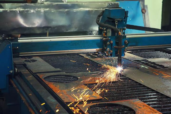 Plasma Cutting Machines: Complete Guide to Basics, Uses, and Key Insights