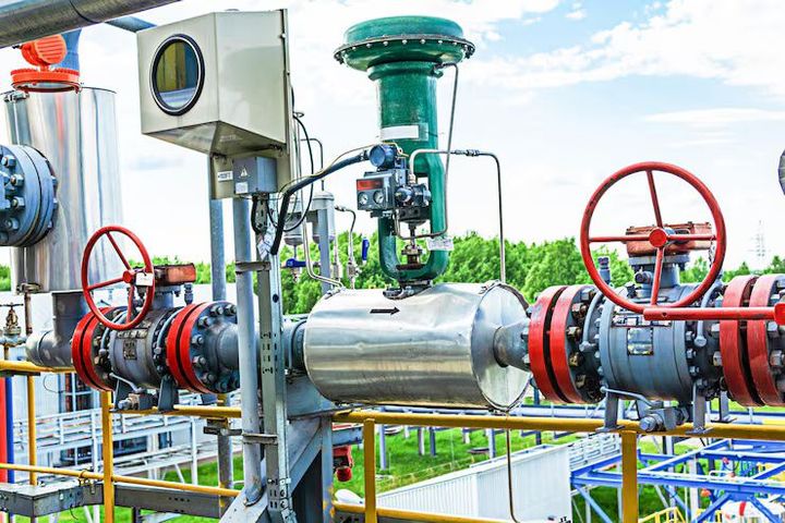 Guide To Industrial Valves Used in Oil and Gas Plants