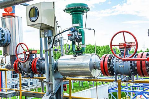 Guide To Industrial Valves Used in Oil and Gas Plants