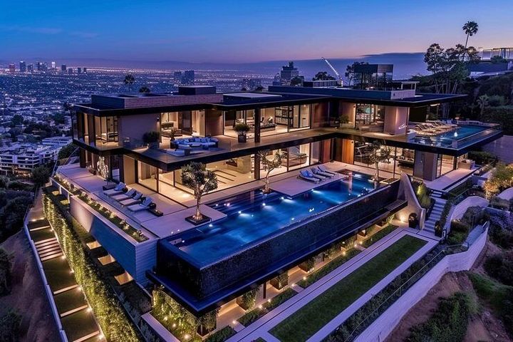 Luxury Real Estate Overview: Premium Developments, Lifestyle Factors, and Market Knowledge