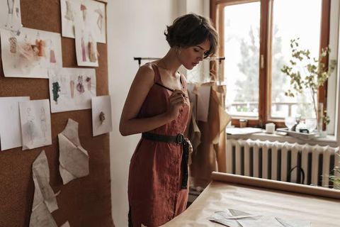 Professional Guide to Designer Clothing: Building a Stylish and Versatile Wardrobe