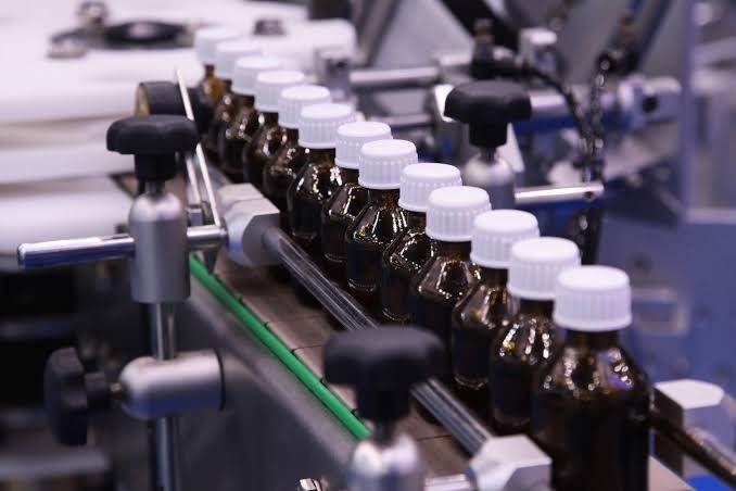 Pharmaceutical Packaging Manufacturing: Informative Guide to Materials, Processes, and Industry Standards