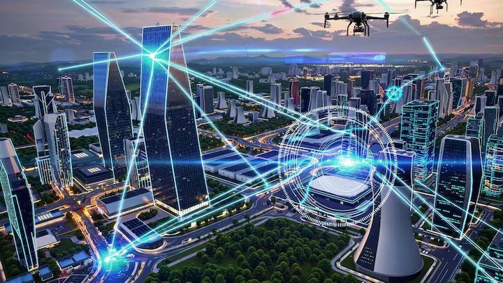 Smart City Monitoring Guide: Learn Systems, Data Insights, and Urban Technology Basics