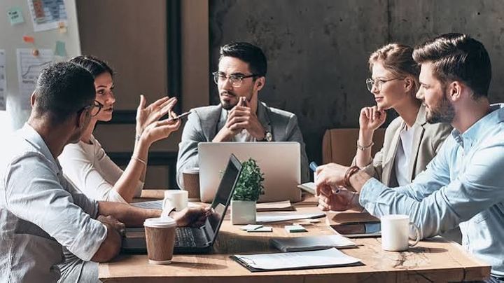 Executive Coaching: Leadership Development Programs & Emerging Trends Tips