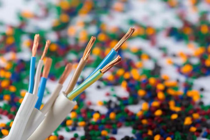 Fiber Voltage Cables Guide: Understanding Applications and Connectivity Systems