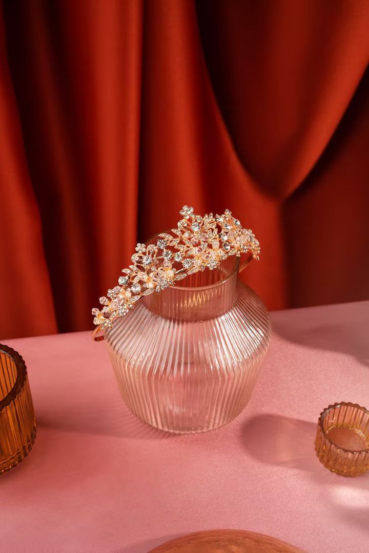 Rose Gold Engagement Designs: Complete Guide to Styles, Settings, and Modern Trends