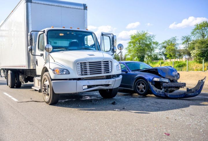 Commercial Vehicle Injury Lawyer Explanation: Learn the Basics, Legal Facts, and Helpful Insights