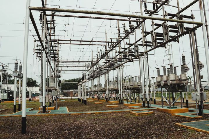 Electric Power Distribution Guide | Grid System, Transmission & Supply Process