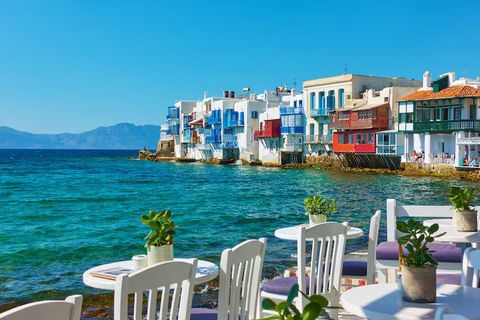 Explore Greece: Top Destinations, Hidden Gems, and Travel Tips