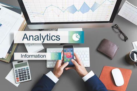 How a Data Analysis Tool Works: Features, Benefits, and Use Cases