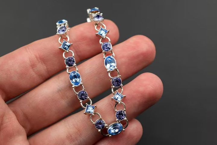 Crystal Encrusted Bracelets Overview: Designs, Craftsmanship, and Fashion Insights