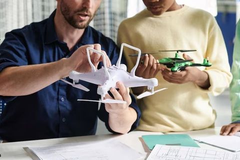 Guide to Drone Course Facts: Basics, Explanation, and Informative Tips to Learn More