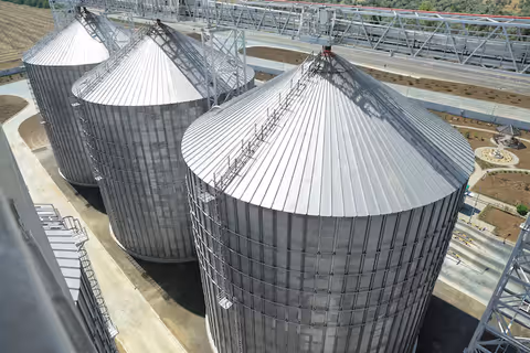 Industrial Storage Silos: A Guide to Bulk Material Handling and Storage