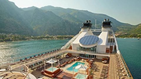 Adults-Only Cruises Insights: Amenities, Destinations, and Onboard Experiences