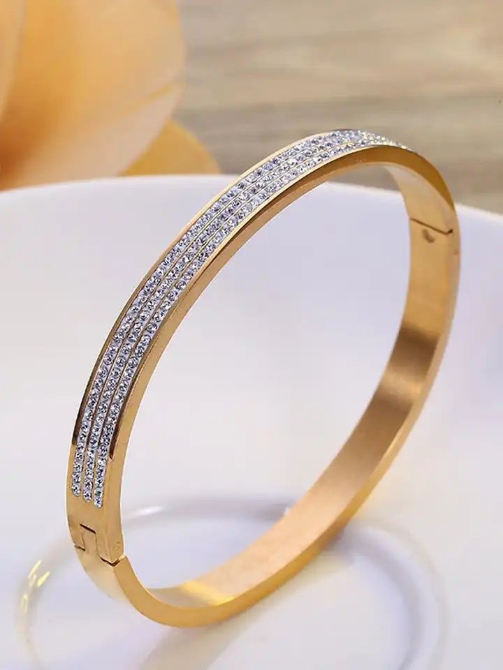 Stainless Steel Bracelets – Facts, Care Advice, and Style Guide