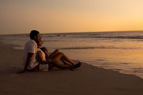 Beach Honeymoon Guide: Explore Romantic Destinations, Tips & Expert Insights