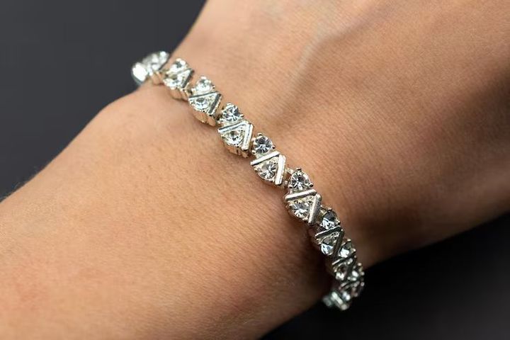 Evening Diamond Bracelets Overview: Explore Designs, Quality, and Styling Advice
