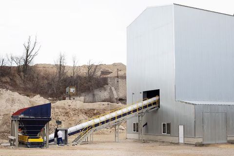 Explore Asphalt Mixing Plants: Modern Methods Explained