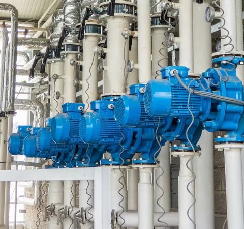Submersible Pumps Explained: Types, Components, Flow Rate, Applications, Efficiency, Benefits and Selection Considerations