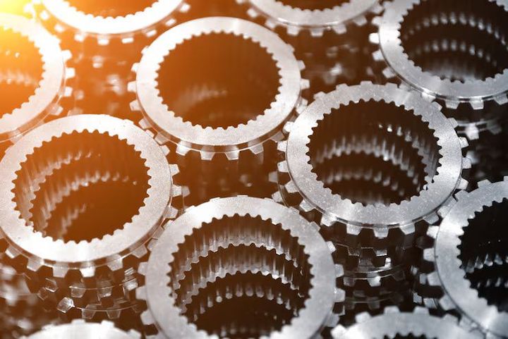 A Beginner’s Guide to Industrial Gear Manufacturing: Types, Functions, and Benefits