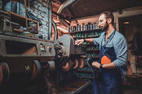 Industrial Crushing Machines Guide: Choosing the Right Crushing Equipment