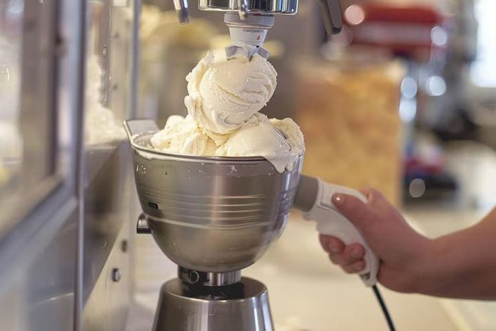 Ice Cream Making Machines Guide: Explore Types, Features, and Key Insights