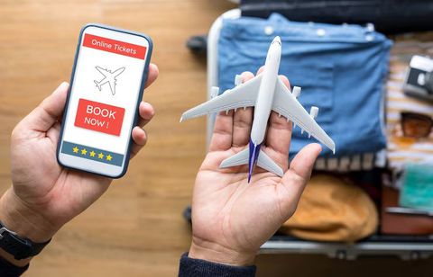 Cheap Flights Guide: Explore Routes, Booking Times, Fare Types, Deals, and Travel Factors