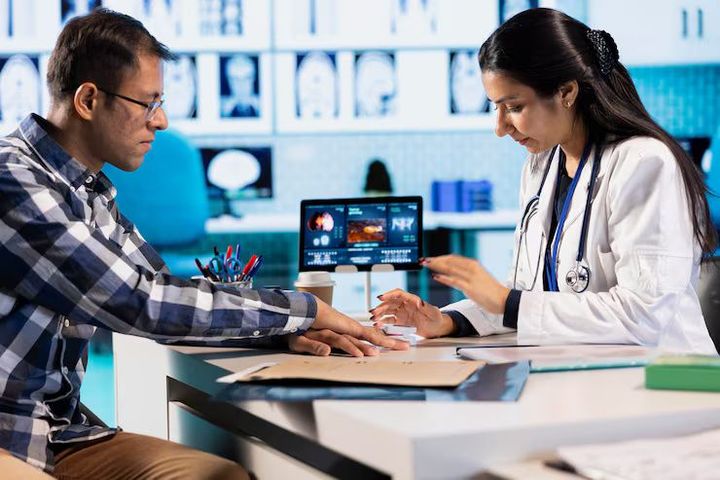 Healthcare Contract Management Software Comparison: What Hospitals Should Look For