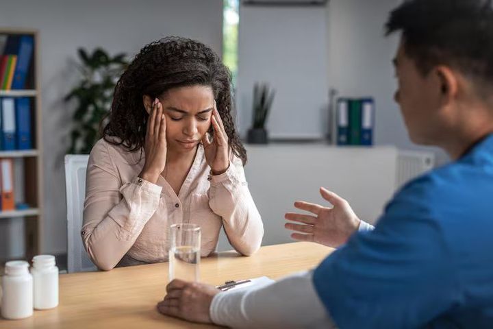 Mental Health First Aid Guide: Essential Skills to Support People in Crisis