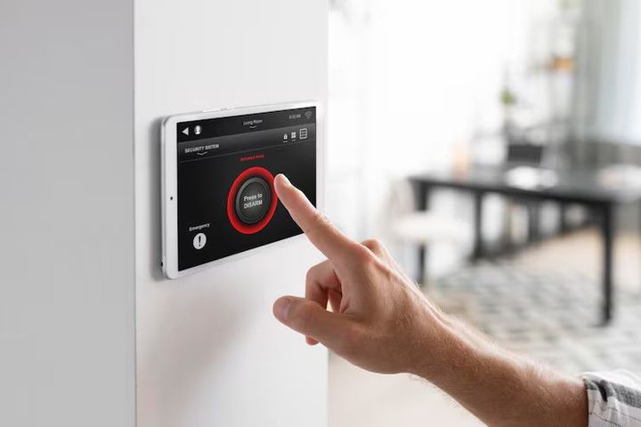 Home Alarm Monitoring Guide for Understanding Modern Security Systems