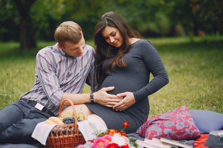 Pregnancy Planning & Care: Complete Guide to a Healthy Pregnancy Journey