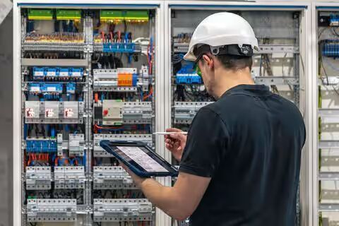 A Complete Guide to Connectors: The Backbone of Modern Electrical Systems