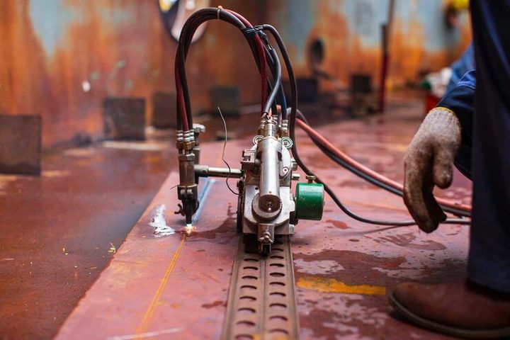 Industrial Soldering Machines: Informative Guide to Types, Uses, and Benefits