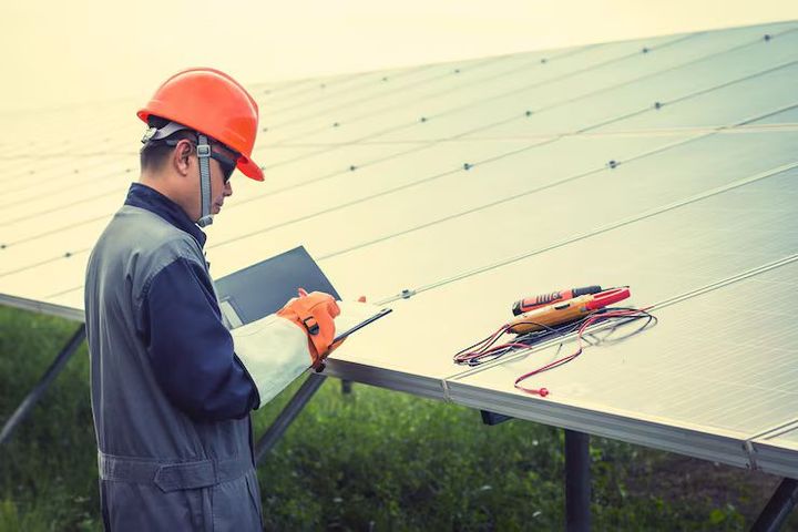 Solar Panel Installation Guide: Explore Systems, Components, Process, Benefits, and Planning Factors