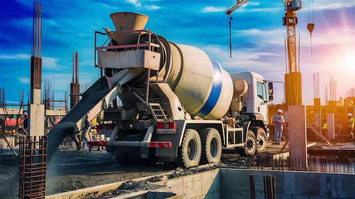 Ready-Mix Transport Mixers Guide: Explore Types, Components, Capacity, Uses, and Planning Factors