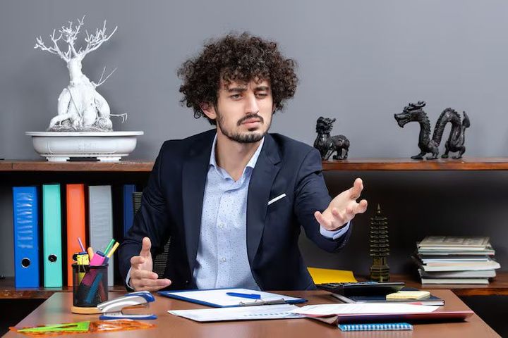 Surprising Mistakes That Stall Professional Growth in Indian Companies