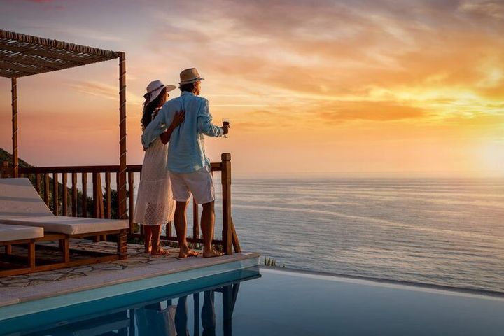 Expert Guide to Honeymoon Resorts: Deep Dive into Luxury, Views, and Relaxation