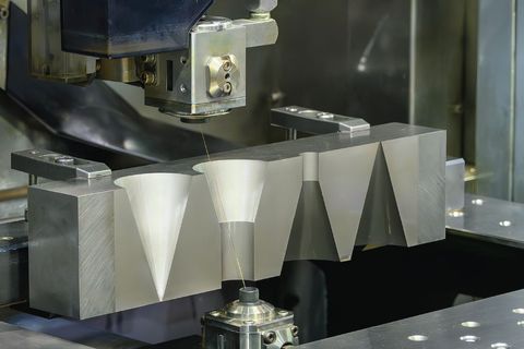 Discover Wire Cut EDM Machine Manufacturers: Modern Technology, Capabilities, and Industry Trends