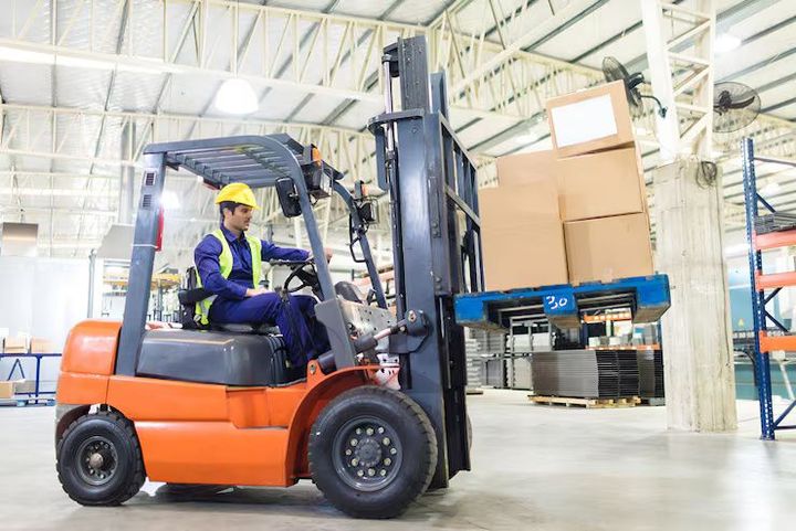 Forklift Overview: Explanation, Uses, and Essential Facts