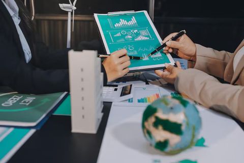 ESG Reporting Insights: Strategies for Modern Businesses