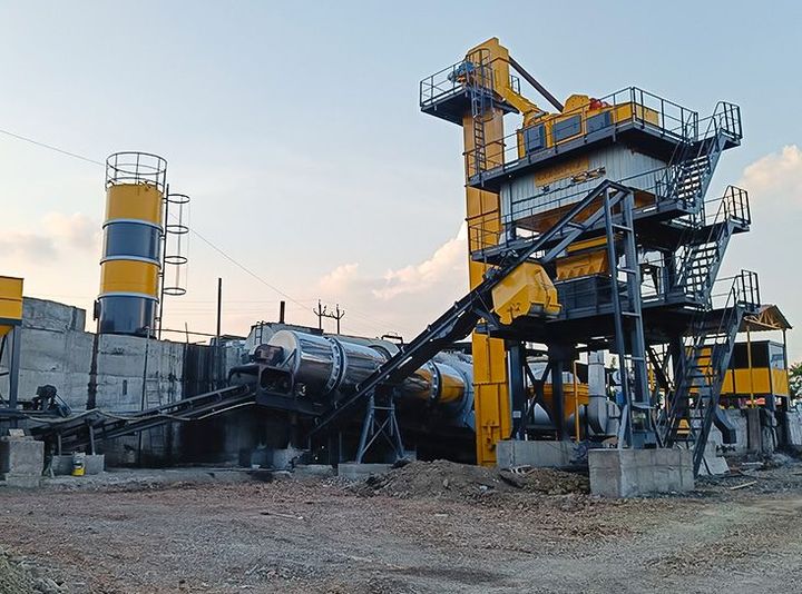 Asphalt Mixing Plants Overview: Types, Features, and Industry Applications
