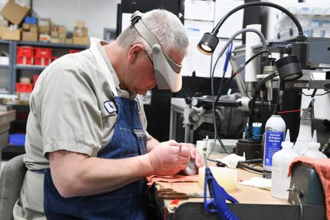 Explore Diagnostic Device Manufacturing: Facts, Challenges, and Growth Opportunities