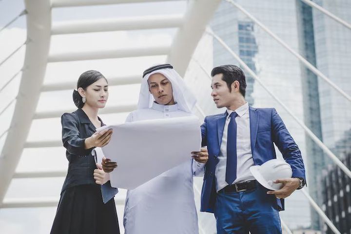 Learning About Dubai Work: Essential Knowledge