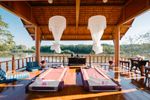 Trending Luxury Retreats for Couples Near the Sea